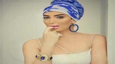 حورية فرغلي أول المشاركين في لجنة تحكيم 