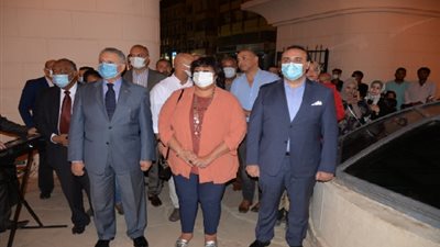 وزيرة الثقافة تتفقد مكتبة مصر العامة بالاقصر وتشيد بدورها في نشر الوعي