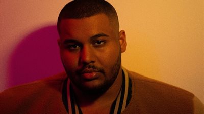 بالفيديو.. مغني الراب تاك يطلق أغنيته الجديدة 