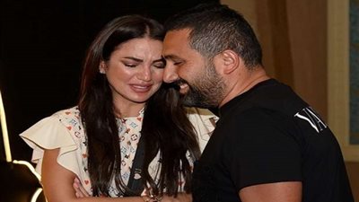 بالصور.. درة تبكي وهذا رد فعل زوجها