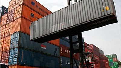 جمارك مطار القاهرة تضبط محاولة تهريب كمية من الأدوية البشرية