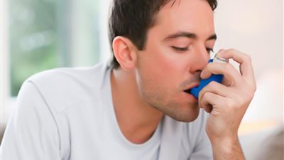 تزداد قوتها ليلا أو عند ممارسة الرياضة.. 3 أعراض تكشف إصابتك بمرض الربو