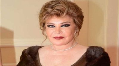 صفية العمري تكشف حقيقة اعتزالها الفن في 