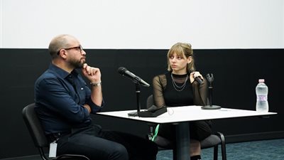 المونتير أحمد حافظ يقدم محاضرة في الجمعية المجرية للسينما والمونتاج