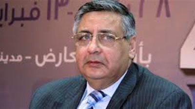 مستشار الرئيس: مصر تستقبل 4500 سيارة إسعاف وعيادات متنقلة من ألمانيا حتى 2023