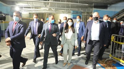 بالصور.. وزيرة التعاون الدولي ونائب رئيس مفوضية الاتحاد الأوروبي يتفقدان محطة مترو ماسبيرو