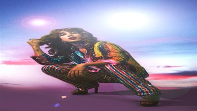 بلمسات عربية.. عزيزة تطلق أغنية جديدة بإيقاعات موسيقى الديسكو