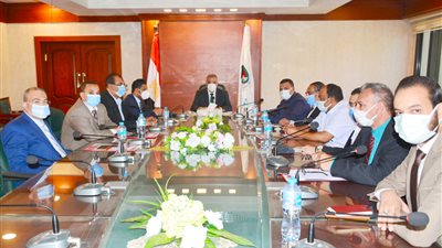 تفاصيل لقاء «الفقي» بأمناء تحالف الأحزاب السياسية لإنهاء «مشكلات عاصفة» بسوهاج