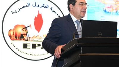 «بلومبرج»: مصر تسعى لتوسيع دورها كمركز إقليمي لغاز «شرق المتوسط»