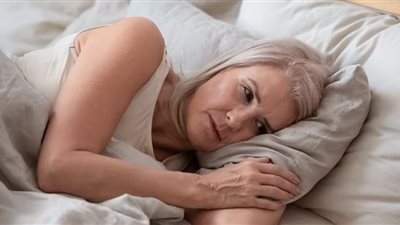 للنساء فقط.. طرق بسيطة للنوم في ظل 