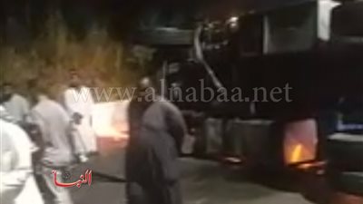 انقلاب تريلا محملة بـ«المكرونة والفول» فى أسوان 