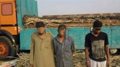 الصدفة تقود لضبط 3 عاطلين بحوزتهم حديد مسروق بالتجمع الخامس