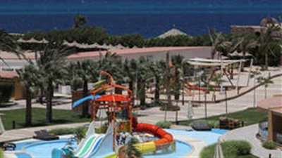 إغلاق فندق شهير بالغردقة بعد إعياء 80 نزيل من عدة جنسيات والسبب وراء وجبة العشاء