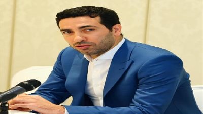 عمرو أديب يتقدم ببلاغ للنائب العام ضد مجلس الأهلي بسبب تهنئة أبو تريكة بعيد ميلاده 