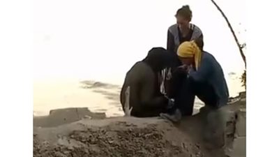 الهيروين في أوسيم.. تفاصيل تعاطي 3 فتيات مواد مخدرة بالشارع