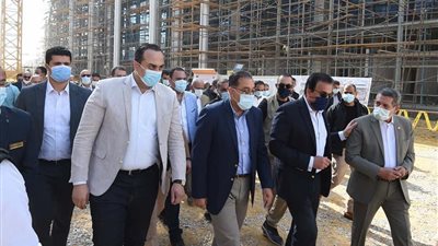 تفاصيل افتتاح المجمع الطبي بالسويس.. وتسجيل 403 ألف مواطن بمنظومة التأمين الصحي 