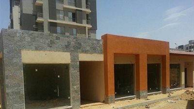 بالأماكن والمساحات.. «الإسكان» تعلن طرح محلات تجارية فى 4 مدن جديدة