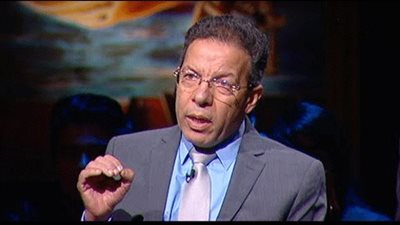 الأمين السابق للأطباء يُوضح نقاط الخلاف مع البرلمان حو قانون 