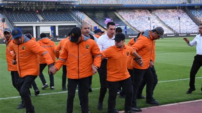 المجموعة الإفريقية تؤمن كلاسيكو الإسماعيلي والزمالك 