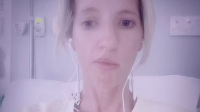 فايزر تنفي اتهامات امرأة لها بالتسبب في إصابتها بالشلل بعد تلقي لقاح كورونا