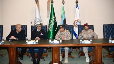 الشهري يلتقي رئيس الإتحاد الدولي للرياضة العسكرية