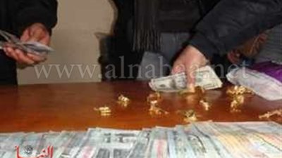 تفاصيل القبض على محصل غاز مزيف سرق مليون و200 ألف من دولاب موظفة بشقة في العجوزة