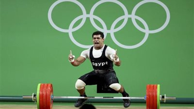 وزارة الشباب والرياضة واللجنة الأوليمبية يرفعان الإيقاف عن رفع الأثقال
