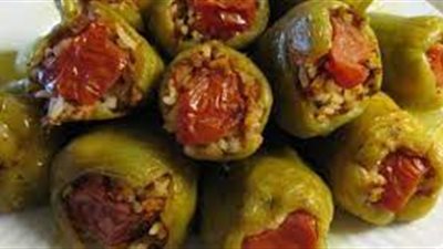 بالفيديو.. طريقة سهلة لعمل محشي الفلفل الرومي