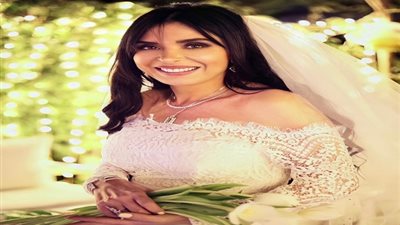 دينا تفوز بجائزة 