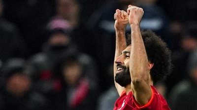 شاهد.. صلاح يقود ليفربول للفوز على أستون فيلا تحت أنظار تريزيجيه