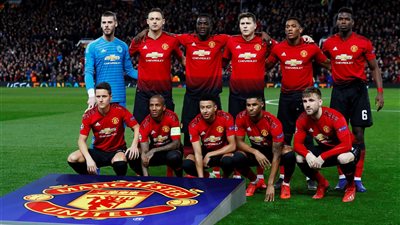 فيروس كورونا يضرب مانشستر يونايتد