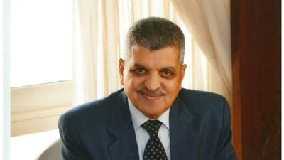 ماذا طلب السيسي من «أسامة ربيع» بشأن القطاع الجنوبي بقناة السويس؟