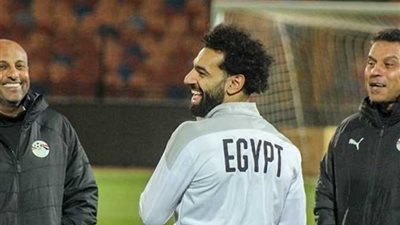 بالفيديو .. محمد صلاح ينصف البدرى