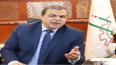 وزير القوى العاملة يعلن أخبارًا سارة جدًا لشباب سوهاج.. اعرف التفاصيل