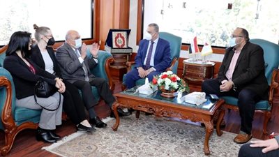 تفاصيل لقاء محافظ سوهاج بوفد «الوكالة الأمريكية للتنمية الدولية»