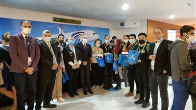 إقبال كبير على جناح مصر للطيران بمنتدى شباب العالم