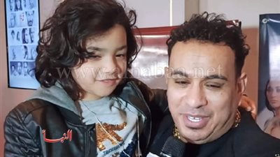 خاص.. محمود الليثي يكشف عن مفاجأة تجمعه مع طفل الـ«تيك توك»