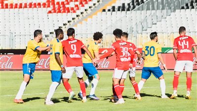 بيان ناري من الإسماعيلي ردًا على ركلة جزاء الأهلى.. و«براون»: «الحكم ذبحنا»