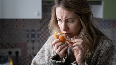 فقدان الرائحة بسبب كورونا قد يعود لأسباب وراثية