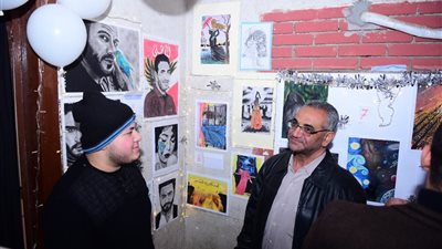 طب بشري سوهاج تنظم معرضًا فنيًا لدعم الطلاب الموهوبين