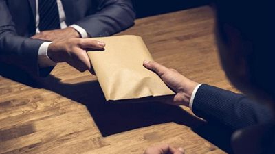 تورط مسئولين فى قضية فساد كبرى بشأن إسناد مشروعات بالملايين لـ«3» شركات بالغربية ودمياط