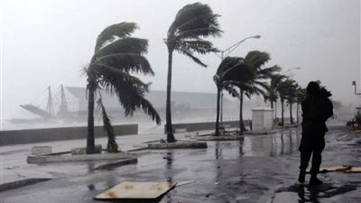 الأرصاد: أمطار ورياح مثيرة للأتربة على هذه المناطق