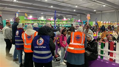 الصحة: تقديم الخدمات الطبية والتوعية الصحية لأكثر من 40 ألف من المترددين على معرض الكتاب