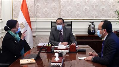 التفاصيل الكاملة لاجتماع رئيس الوزراء ووزيرة البيئة