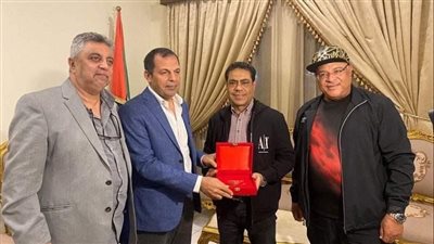 بعثة الأهلي بالإمارات تواصل استقبال الجالية المصرية لهذا السبب