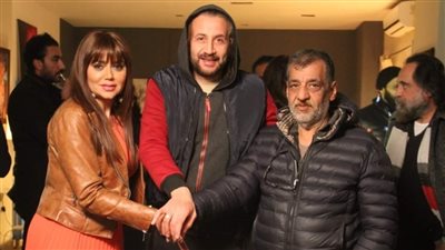 بالصور.. رانيا يوسف تهرب لـ 