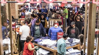 لجنة التجارة الداخلية بالمستوردين: تخفيضات تصل إلى 50% بالأوكازيون الصيفي