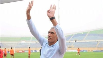 انقلاب جماهير السويس على سعد فاروق بسبب علاقته بوكيل اللاعبين الملاكي