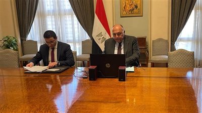 تفاصيل الاتصال الهاتفي بين وزير الخارجية والمبعوث الرئاسي الأمريكي للمُناخ