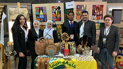 جامعة المنيا تحصل على جائزة المستوى الأول بمهرجان «الحرف الشعبية» فى أسوان